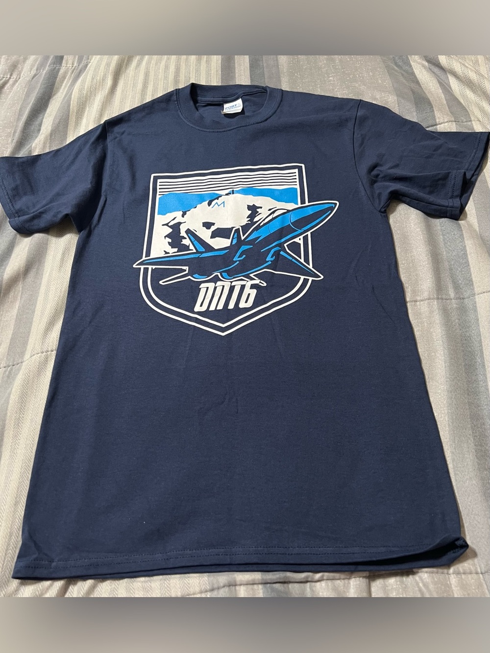 Amazon employee blue t-shirt size (S)